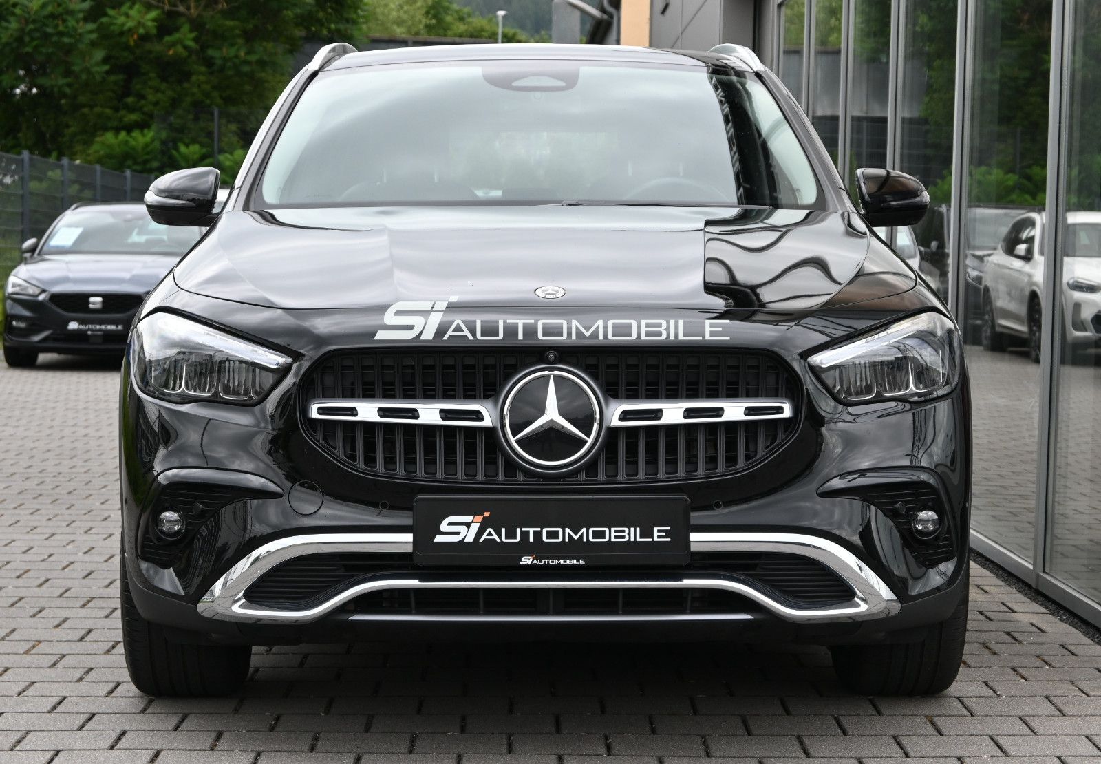Fahrzeugabbildung Mercedes-Benz GLA 220 d 4MAT. Edition Progressive °ACC°AHK°360