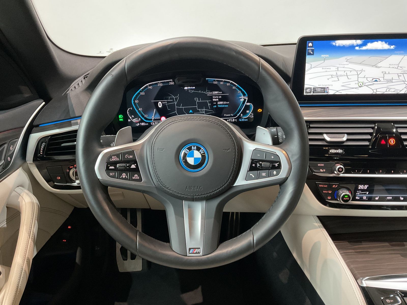 Fahrzeugabbildung BMW 530e Touring M Sportpaket Laserlicht