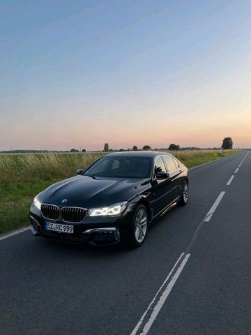 BMW 730d Voll.Massage.360.SoftClose.Laser...