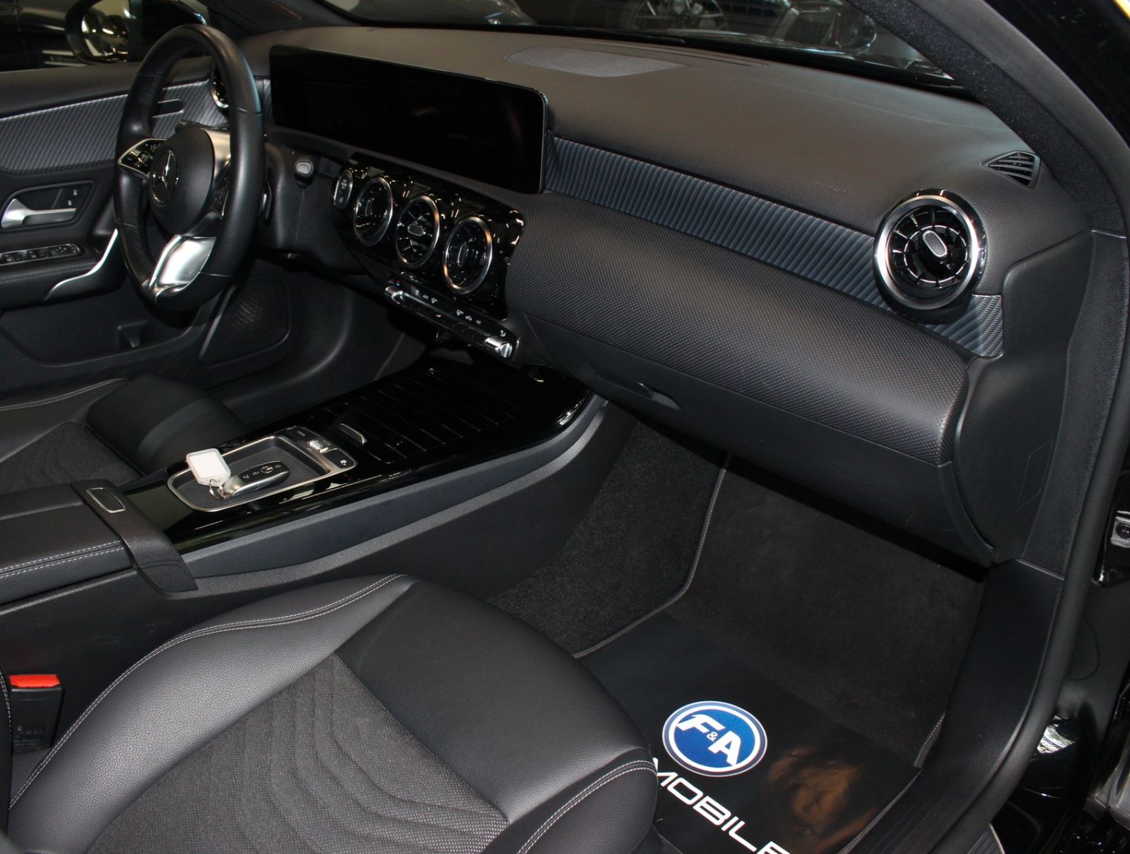 Fahrzeugabbildung Mercedes-Benz A 200 d Progressive Limousine 1. Hand*Kamera*LED