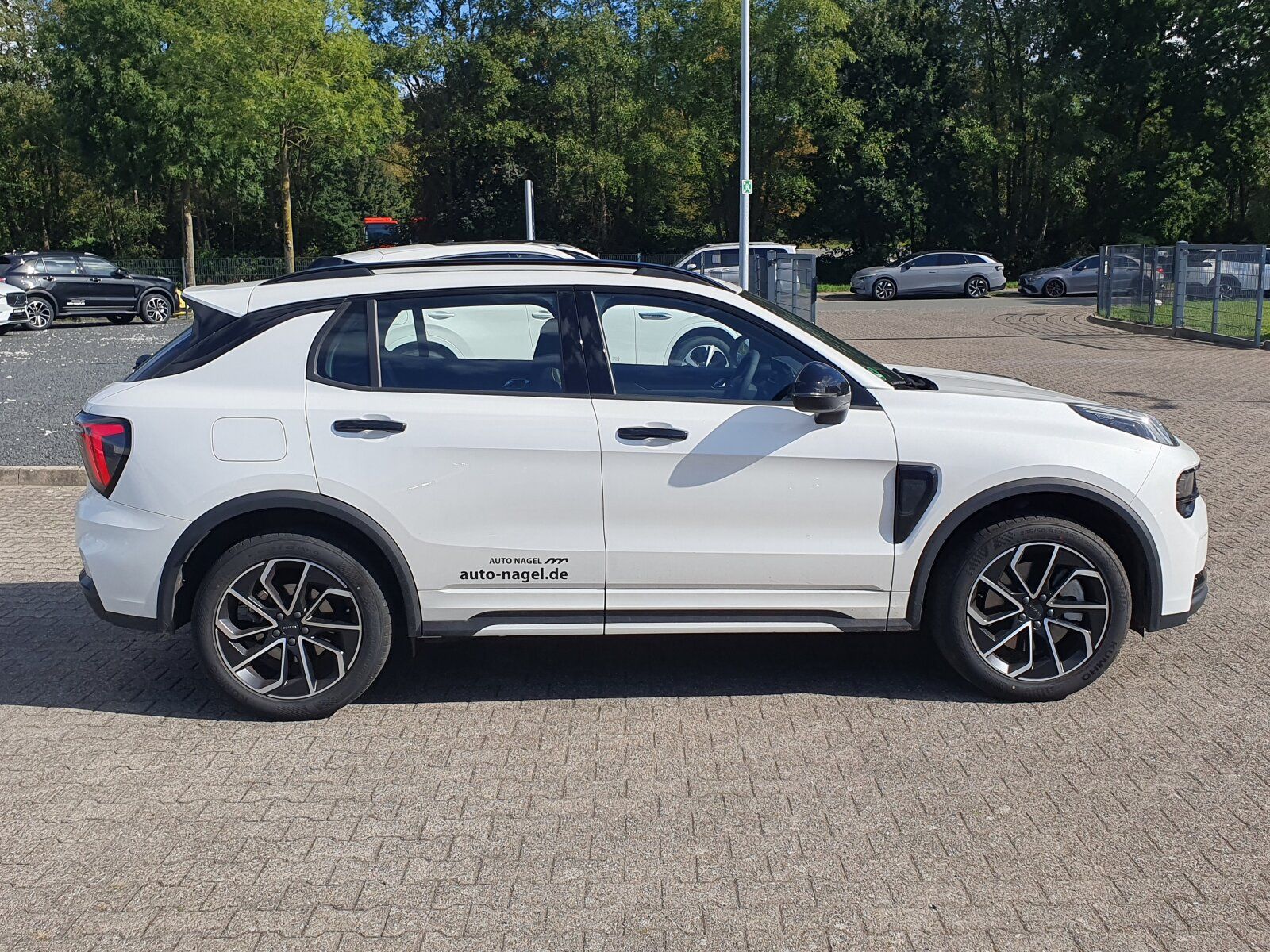 Lynk & Co 01