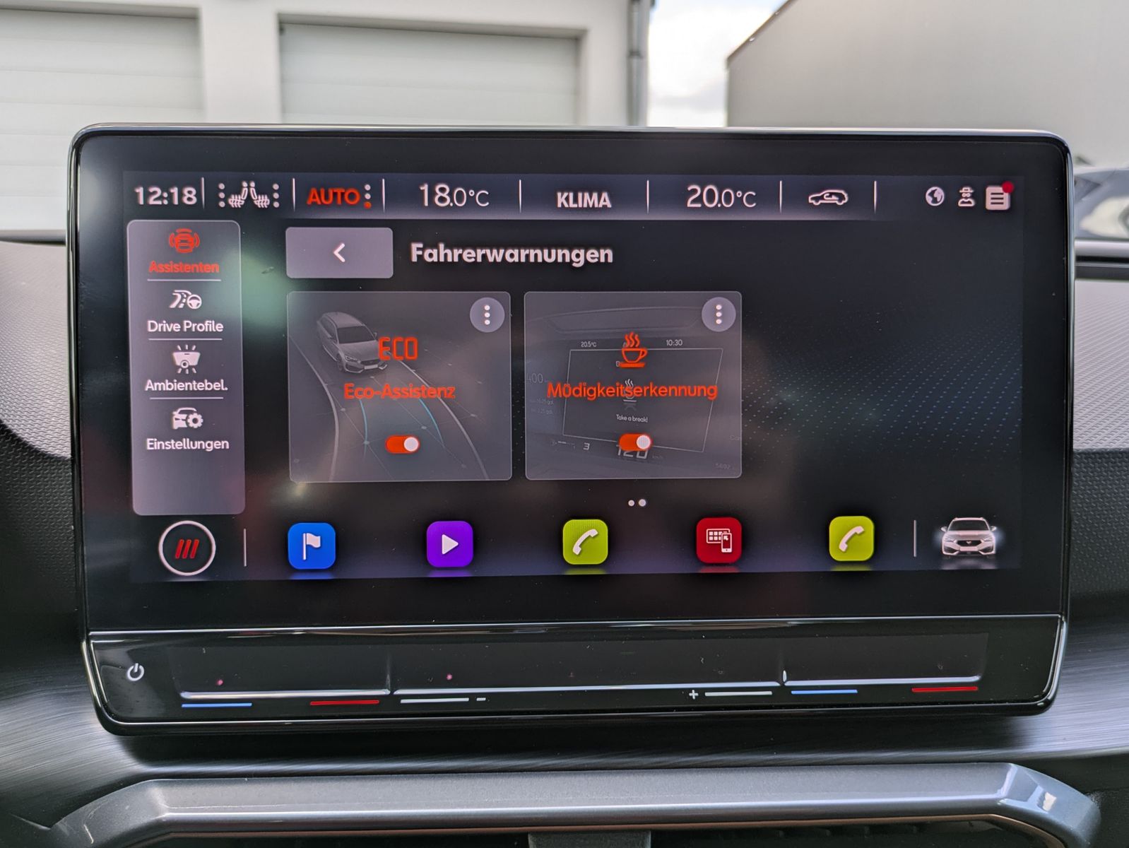 Fahrzeugabbildung CUPRA Leon 1.5 eTSI DSG MATRIX-LED*ACC*APP*KAMERA*18"