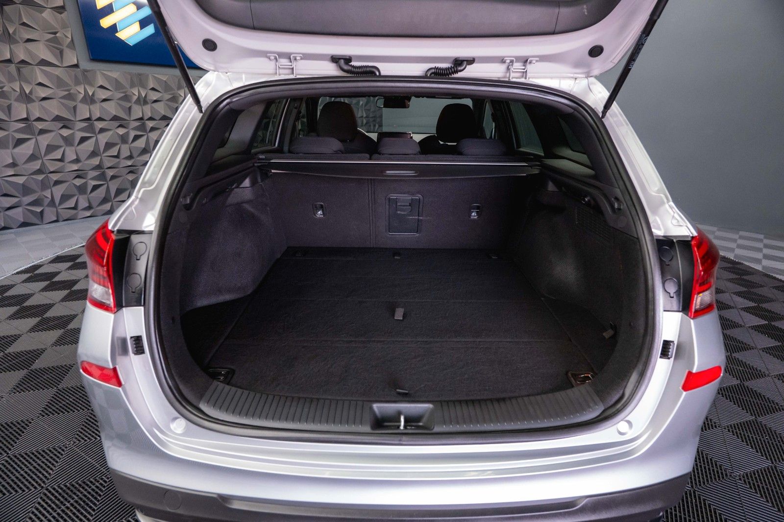 Fahrzeugabbildung Hyundai i30 cw N Line Mild-Hybrid *LED*Kamera*1.Hand*