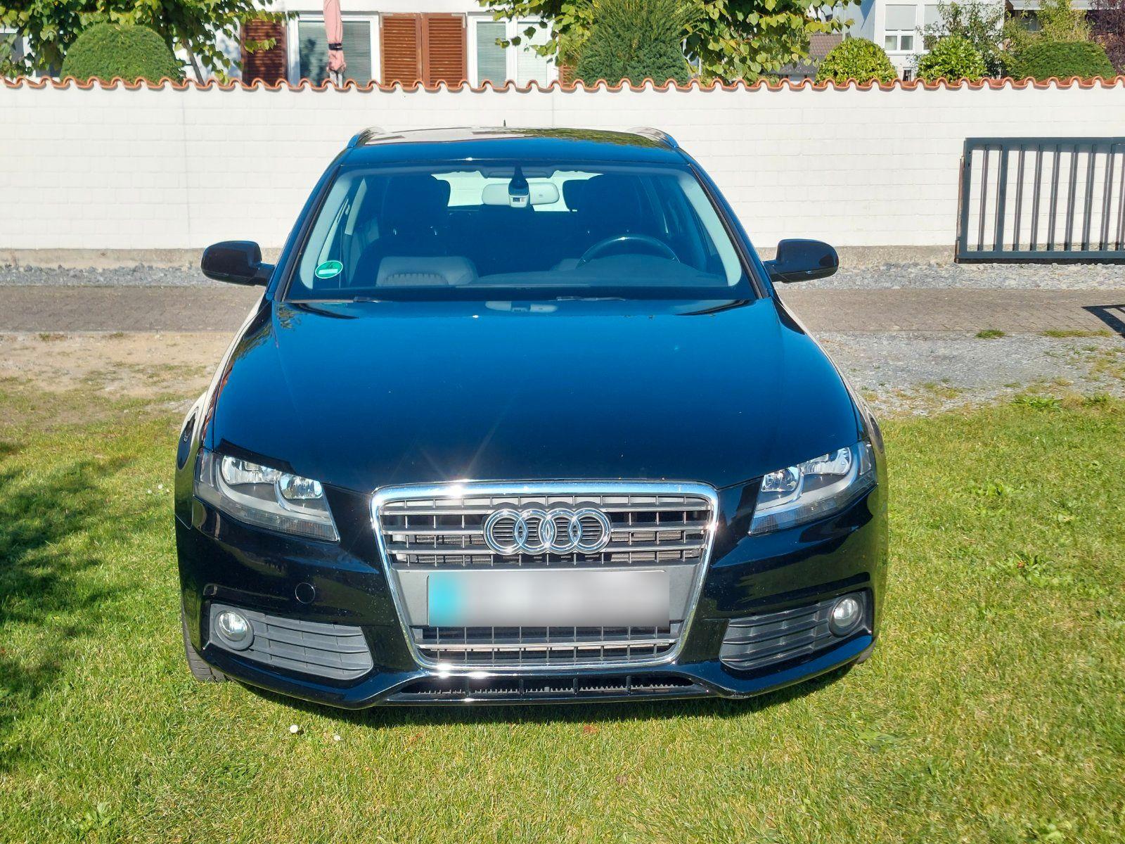 Audi A4 2011 — interior