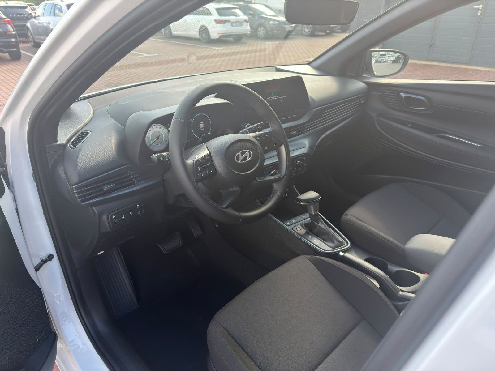 Fahrzeugabbildung Hyundai i20 1.0 T-GDI Blackline *Navi*RFKamera*LED*BOSE*