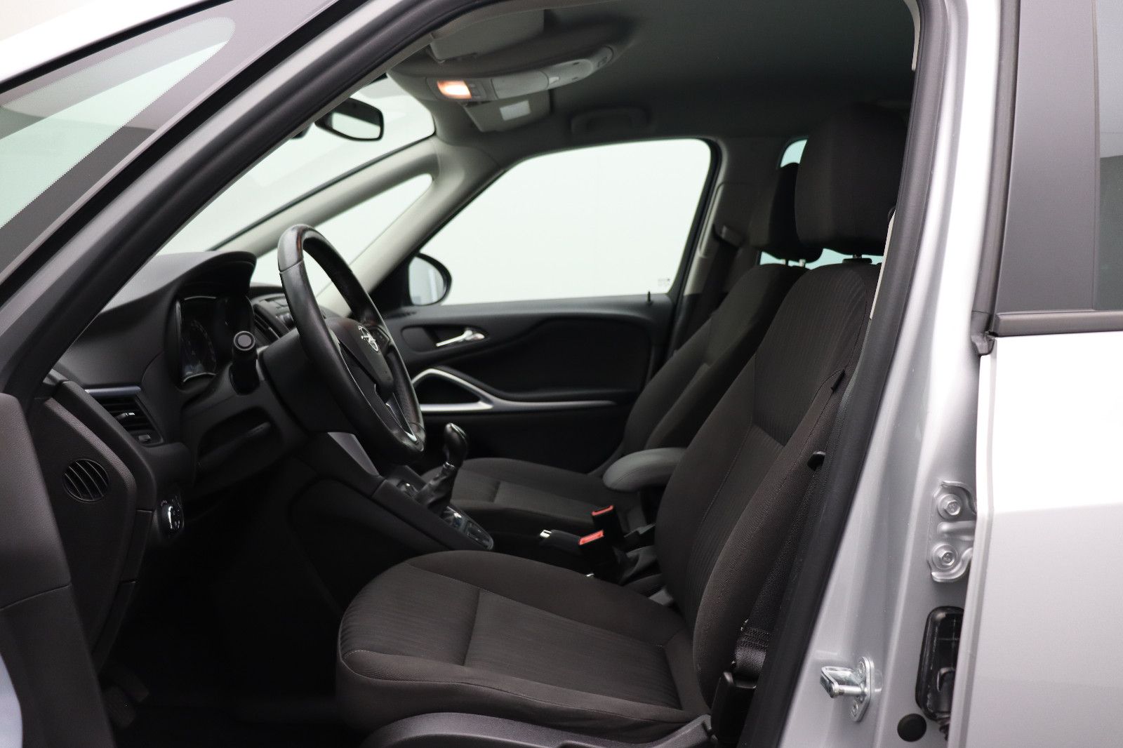 Fahrzeugabbildung Opel Zafira Tourer 1.4 Active