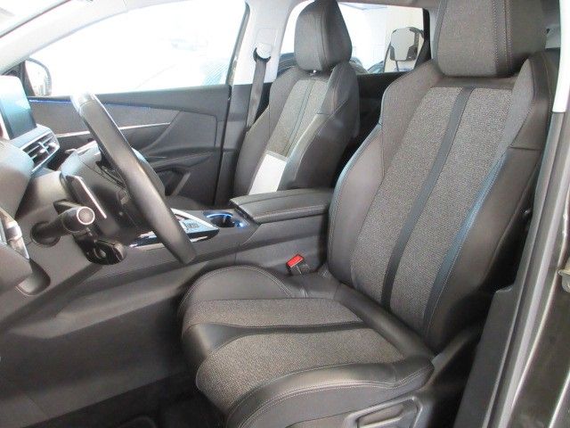 Fahrzeugabbildung Peugeot 5008 Allure Business 1.5D LED/NAVI/PDC/360°/DAB