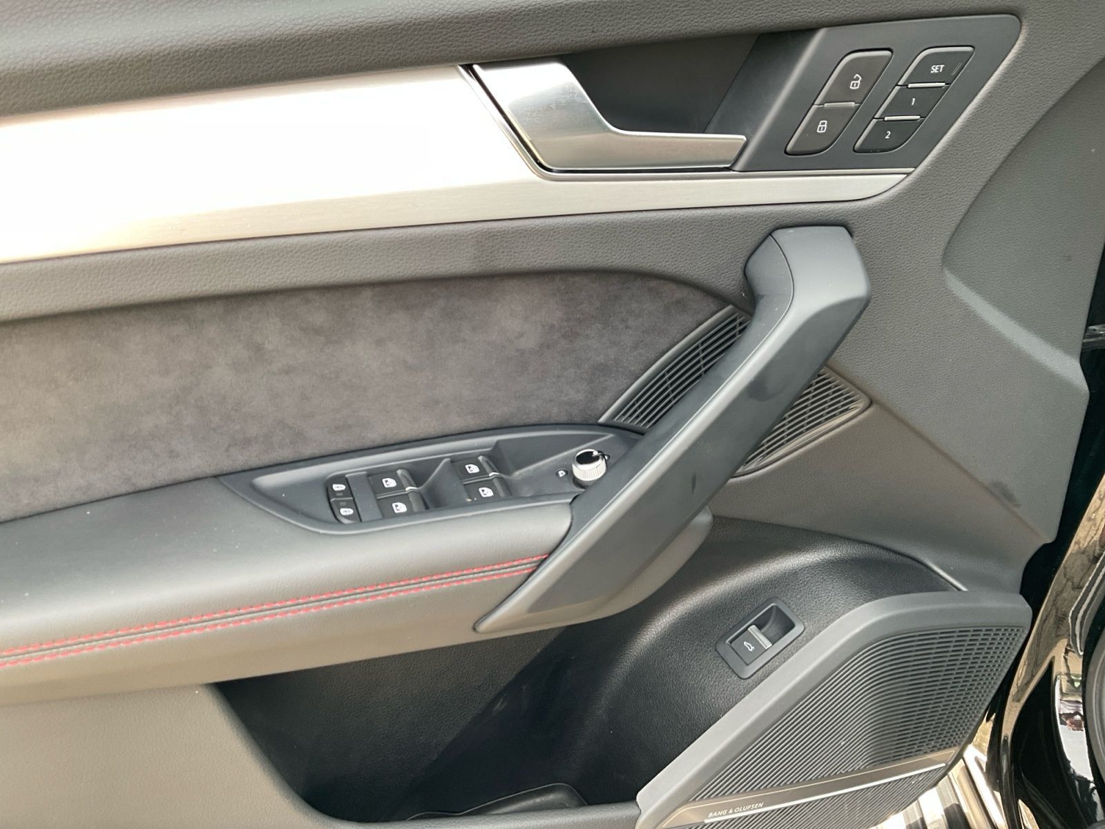 Audi SQ5 - Bild 23