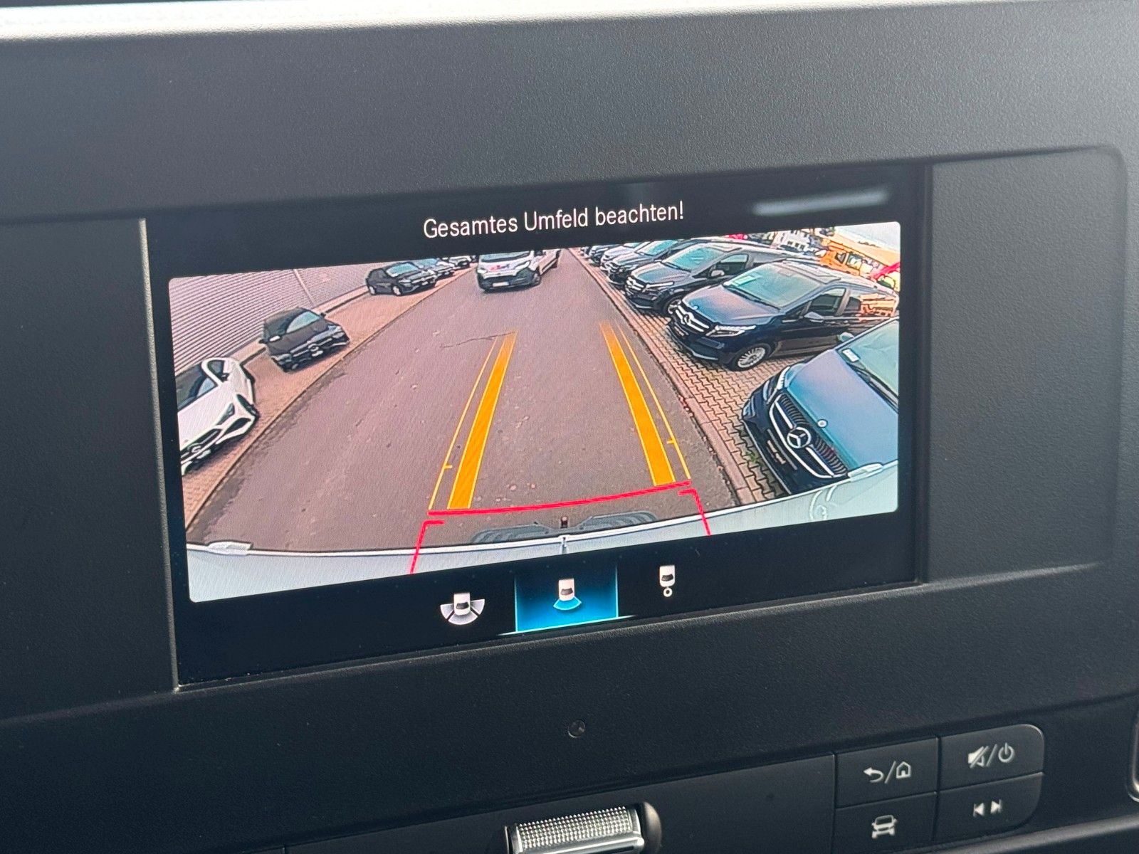 Fahrzeugabbildung Mercedes-Benz Sprinter 315 CDI Kompakt Flachdach Mixto/DoKa