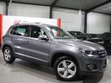 Volkswagen Tiguan 1.4 TSI BMT SPORT & STYLE / NAVI-DM / AHK - : Grau, Alcantara, Sportsitze, Geländewagen