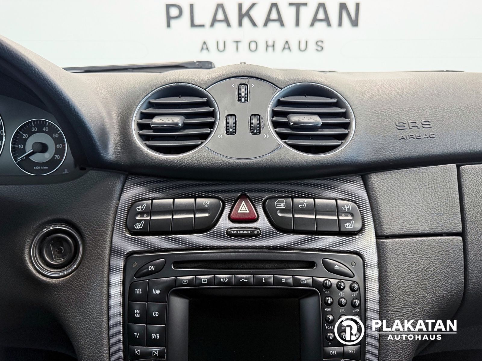 Fahrzeugabbildung Mercedes-Benz CLK 200 Cabrio Leder Memory Bi-Xenon MB-Service