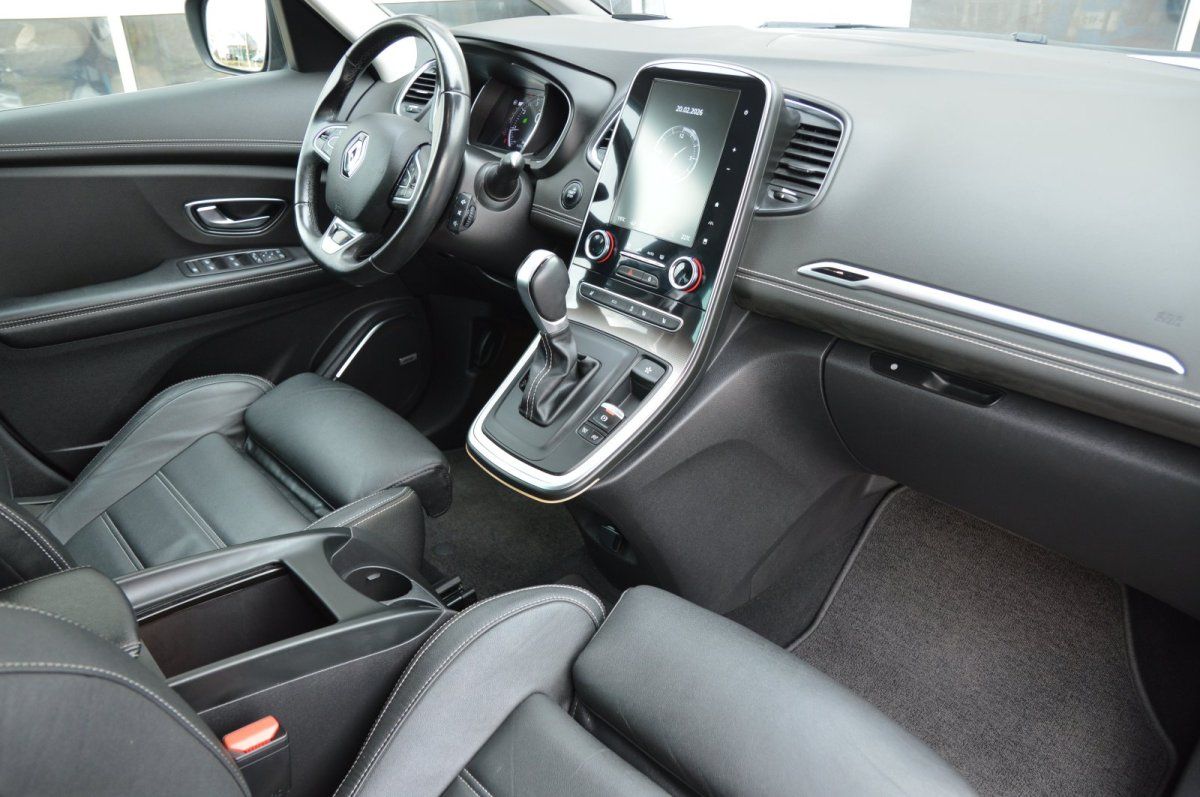 Fahrzeugabbildung Renault Scenic IV   Grand Executive Leder AHK Bose Autom