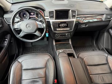 Mercedes ML 350 - 10