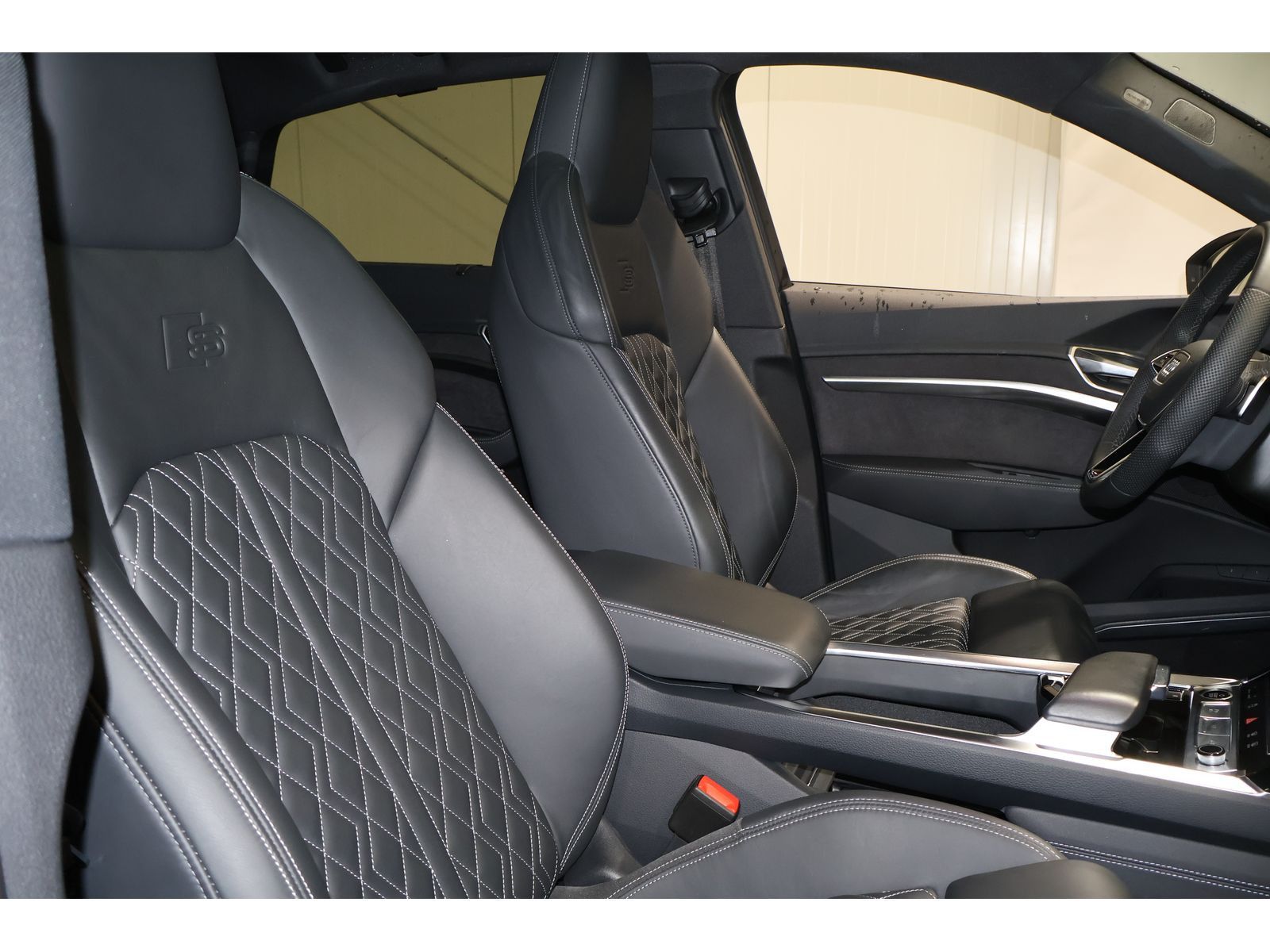 Audi Q8 e-tron - Bild 7