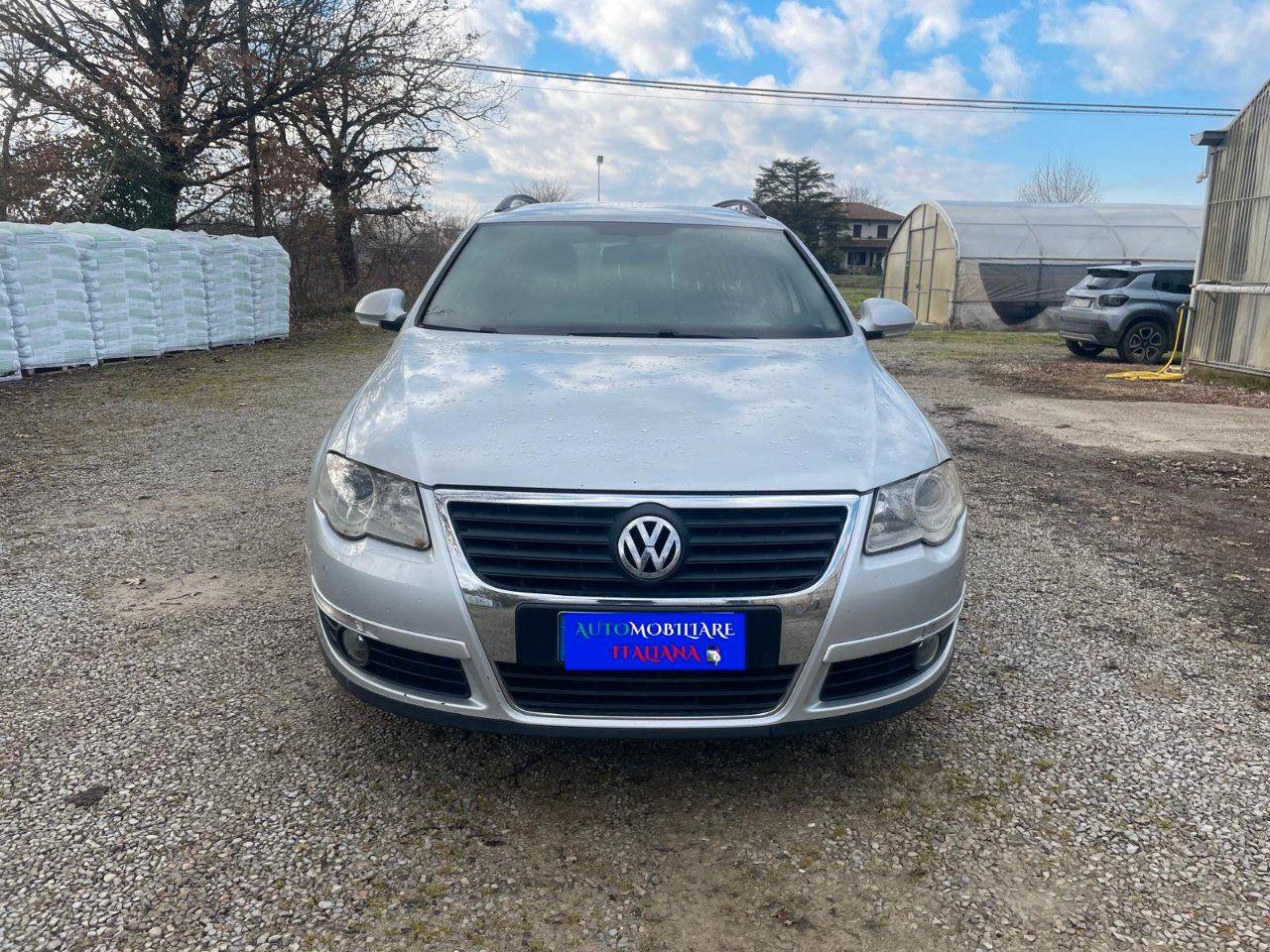 Volkswagen Passat 2006 — rear view