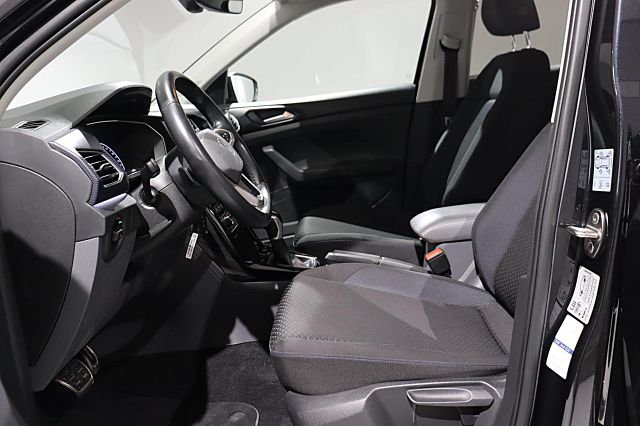 T-CROSS UNITED 1.5 TSI 110kW DSG KAMERA LED PDC 