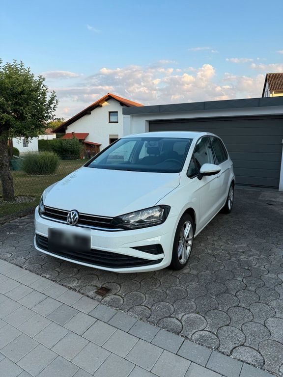 Image of Volkswagen Golf Sportsvan
