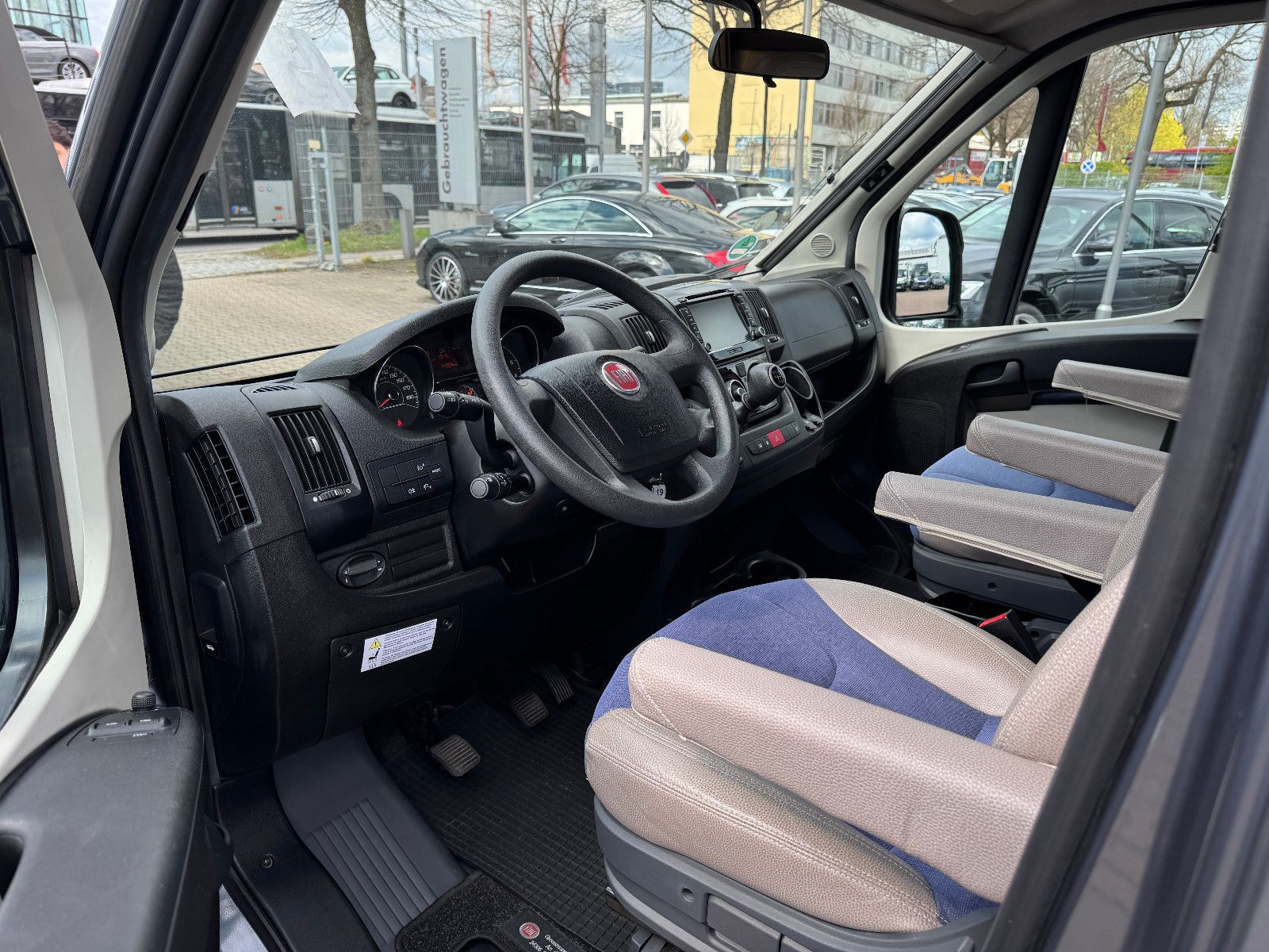 Fahrzeugabbildung Weinsberg 540 CaraBus FIAT DUCATO AHK STANDHEIZUNG 1.HAND