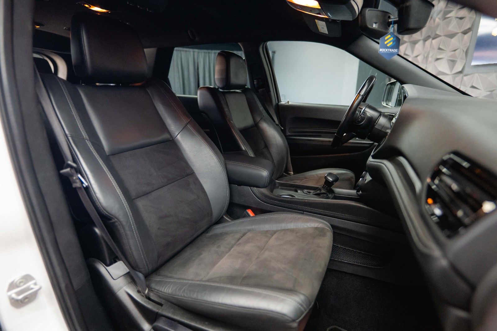 Fahrzeugabbildung Dodge Durango 3.6 V6 GT+ 4x4 SRT Night-Paket Modell 22