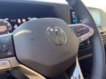 Volkswagen Caddy - 9