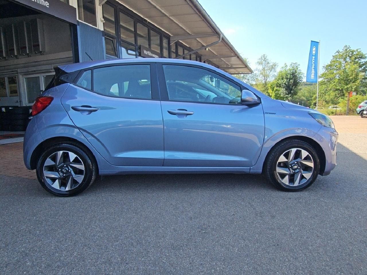 Fahrzeugabbildung Hyundai i10 Trend SHZ Spurhalteass. *