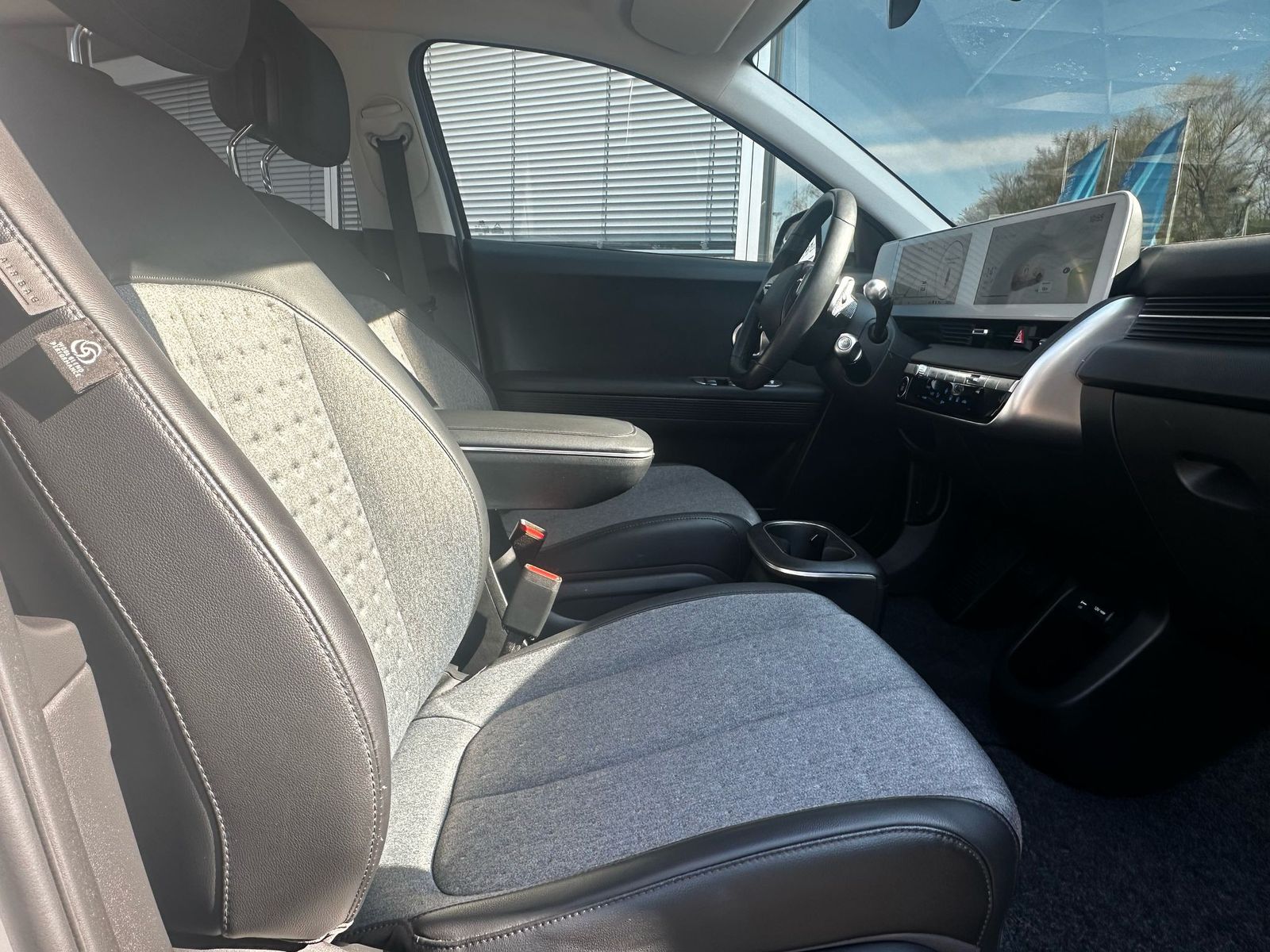 Fahrzeugabbildung Hyundai Ioniq 5 Techniq 2WD WERKSGAR NAVI+LED+KAMER+WP+