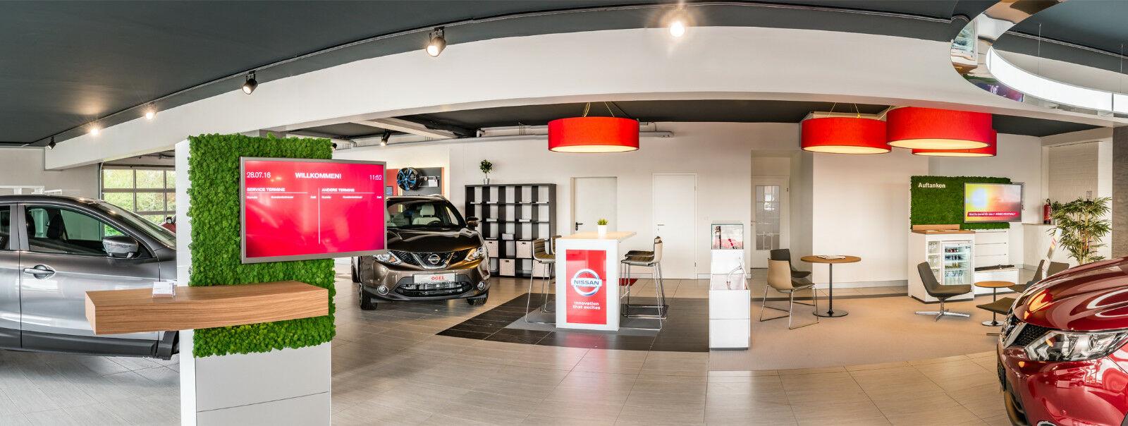 showroom-image-top