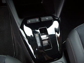 Bild 14 Opel Corsa F Elegance SHZ LHZ Klimaauto Navi-App AT