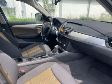 BMW X1 - 8