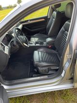 Volkswagen Passat 2.0 TSI OPF 140kW DSG Elegance Elegance - Volkswagen Passat mit Benzin-Antrieb: Kombi, 2.0