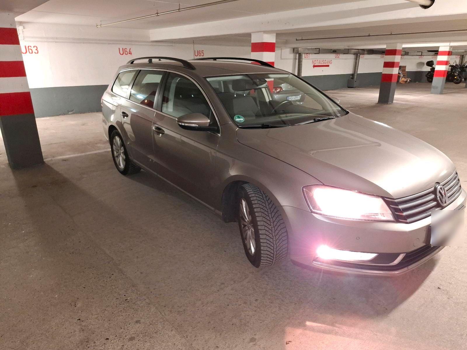 Volkswagen Passat 2012 — engine 140 HP (103kW)