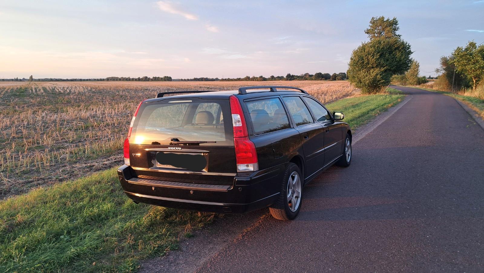 Volvo V70 2006 — engine 2.400 cm³, 163 HP (120kW)