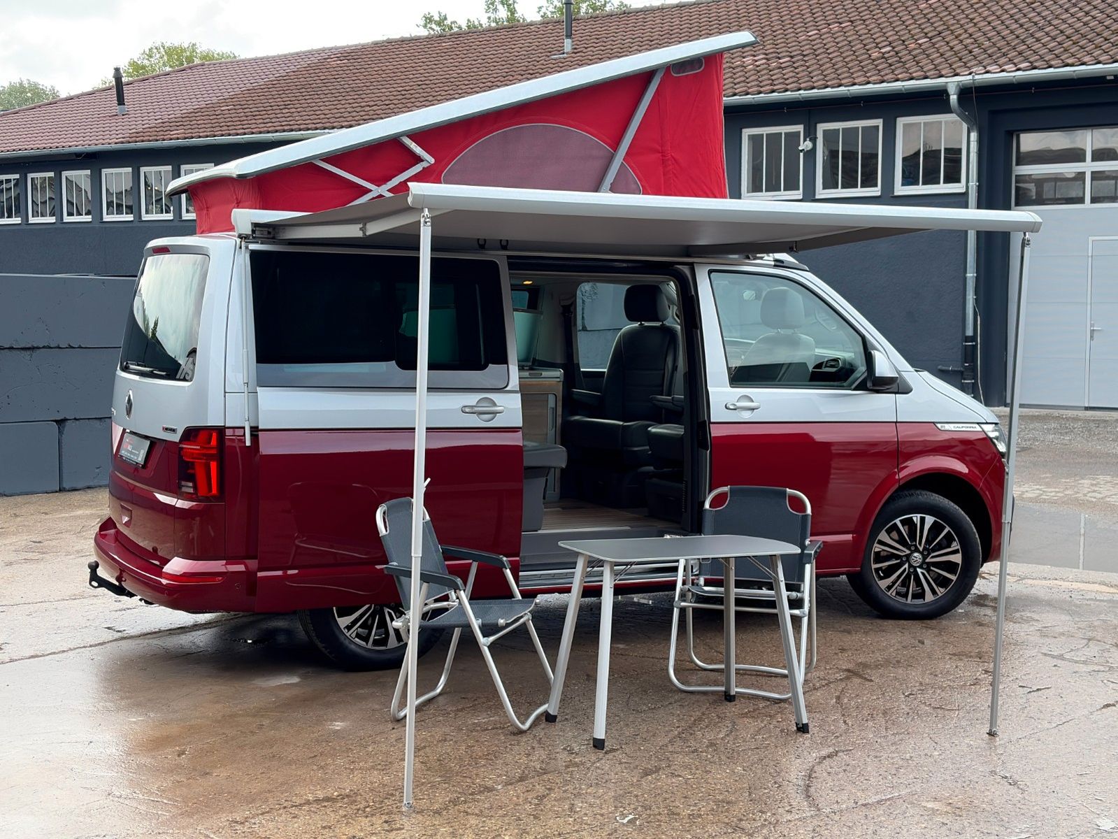 Fahrzeugabbildung Volkswagen T6.1 California Ocean 2.0 TDI Hub Küche Markise