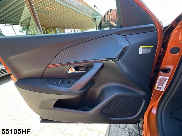 Fahrzeugabbildung Peugeot e-2008 Active Pack+USB+PDC+KLIMA+DAB+TEMPOMAT+