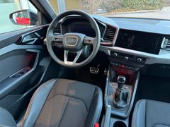 AUDI A1 Sportback 40 TFSI /S LINE / ACC/ CONNECT/ CAM AUDI A1 Sportback 40 TFSI /S LINE / ACC/ CONNECT/ CAM
