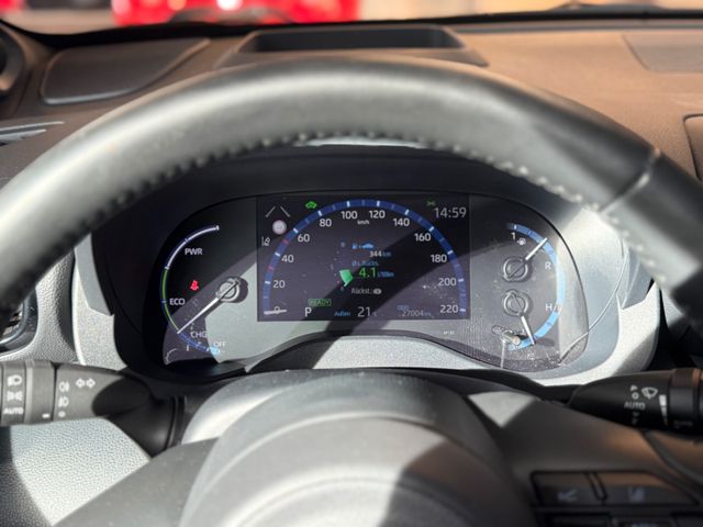 Toyota Yaris Cross Hybrid AWD-i Adventure