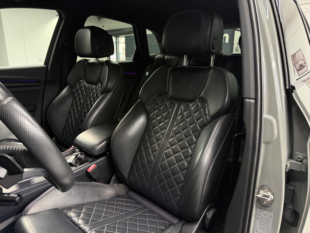 Audi Q5 2.0 TDI quattro S line Black, Foto 15 von 50