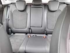 Fahrzeugabbildung Opel Grandland GS 1.2T AT8 AHK, Alcantara, 360°Kamera