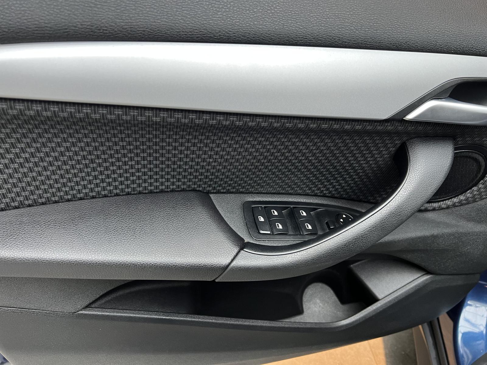 BMW X1 sDrive 18i Navi RFK LED SHZ VOLLFOLIERUNG, миниатюра 19
