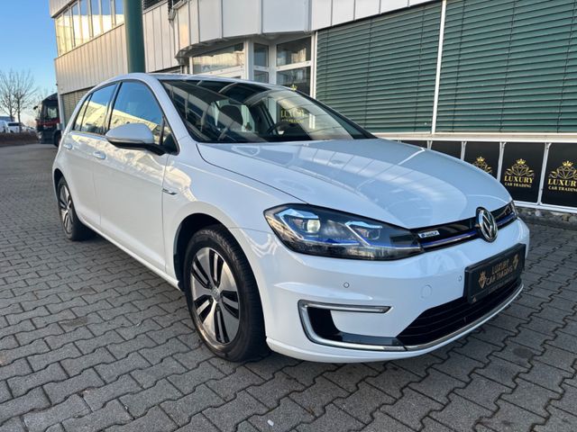 Volkswagen Golf VII Lim. e-Golf * WÄRMEPUMPE* NAVI*AUTO*PDC