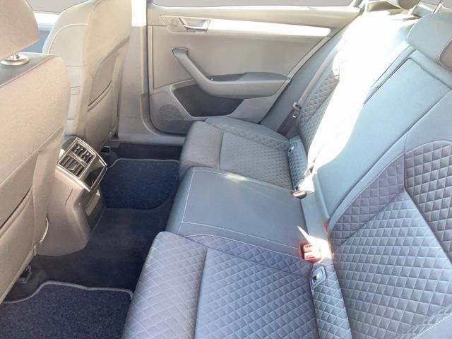 Superb Combi 1.4 TSI Ambition iV, AHK, Standheiz