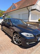 BMW 535d Luxury - blaue BMW 535