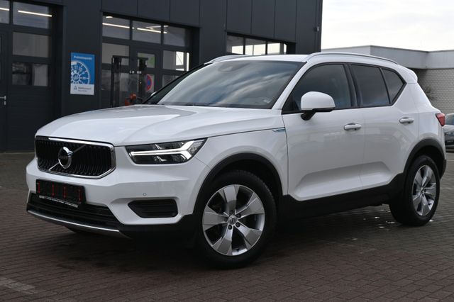 Volvo XC40 D3 Diesel Momentum 2WD*RFK*NAVI*AHK*INTELLI