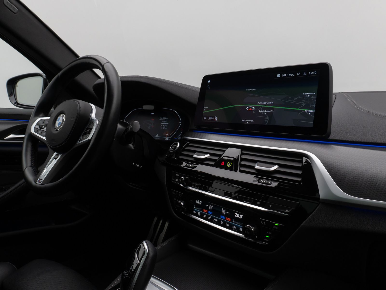 Fahrzeugabbildung BMW 540d xD M Sport Pro Laser Panorama HUD DAB H/K