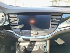 Fahrzeugabbildung Opel Astra K ST Elegance 1.2 Turbo, MATRIX, Navi, RFK