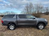 Toyota Hilux 2.4 Double Cap Comfort 4x4 AHK 3,2t  - Toyota Hilux: 2.4