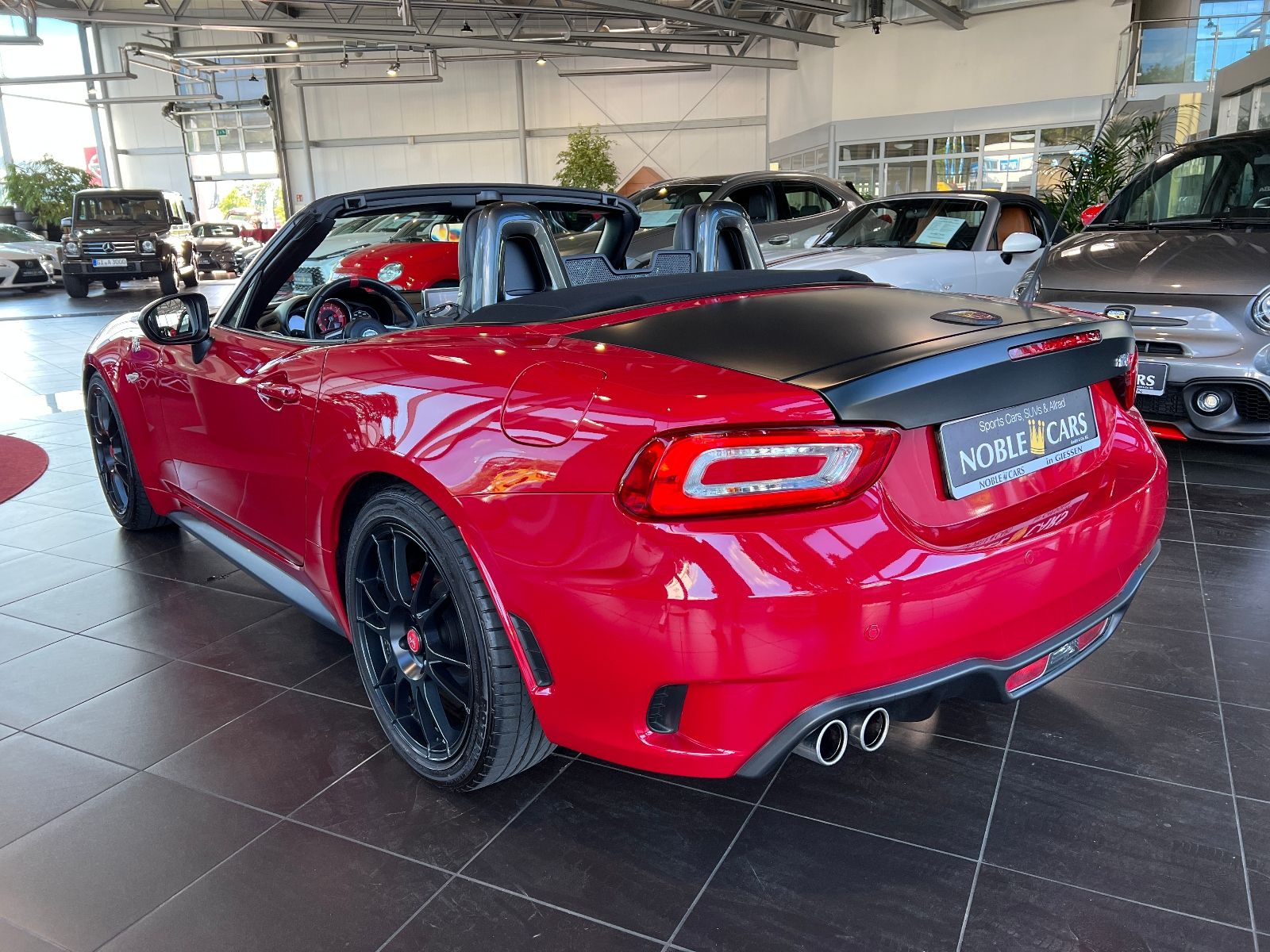 Fahrzeugabbildung Abarth 124 Spider GT LED BOSE LEDER