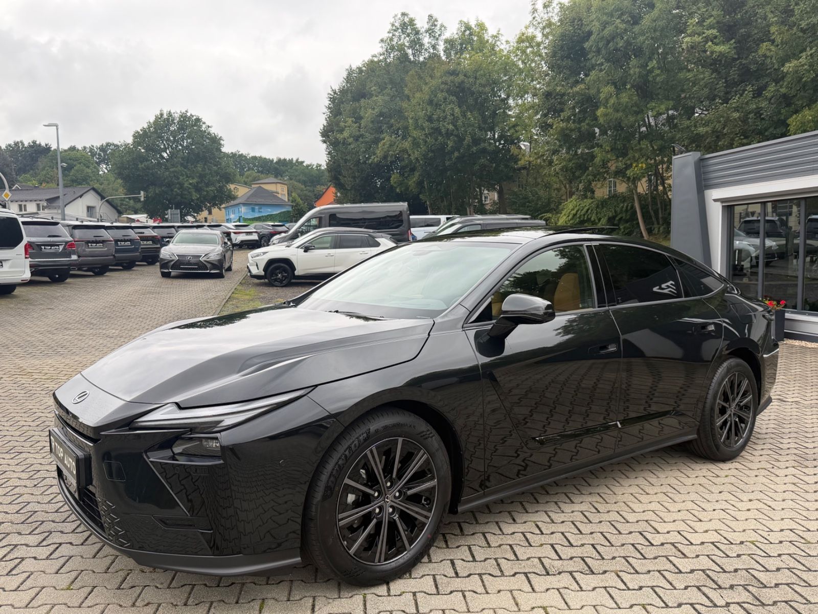 Lexus ES300h e-FOUR Executive Autom.Leder.360k.MY26 imagem 2