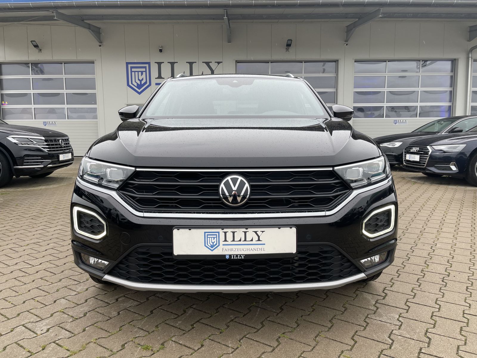 Fahrzeugabbildung Volkswagen T-Roc 2.0 TDI*Sport*LED*Cam*ACC*Navi*SHZ*