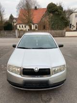 Skoda fabia 6y - Skoda Fabia mit Benzin-Antrieb: Kleinwagen, 6y